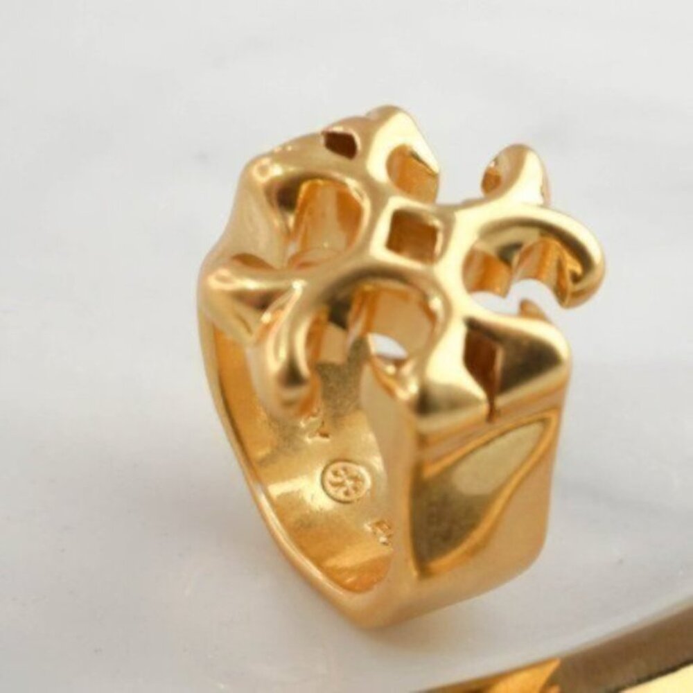 Tory Burch Roxanne Logo Ring in Tory Gold (NEW) - Picture 9 of 9